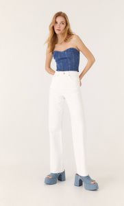 Straight wide-leg jeans offers at S$ 29.99 in Stradivarius