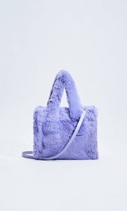 Faux fur tote bag offers at S$ 25.99 in Stradivarius