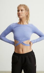 Seamless top offers at S$ 22.99 in Stradivarius
