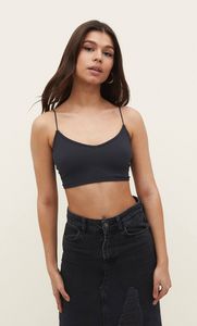 Seamless top offers at S$ 6.99 in Stradivarius