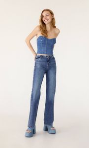 Straight-fit jeans offers at S$ 39.99 in Stradivarius