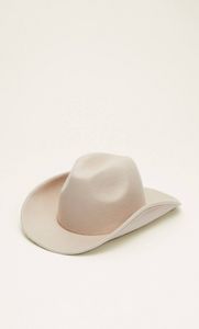 Cowboy hat offers at S$ 19.99 in Stradivarius