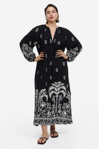 Oversized maxi dress offers at S$ 59.95 in H&M