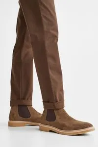 Chelsea boots offers at S$ 40 in H&M