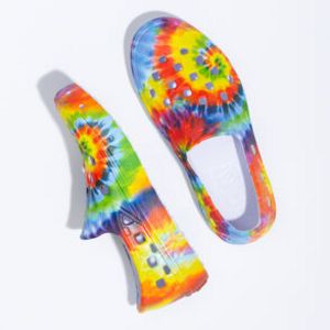 Kids Tie Dye Slip-On TRK offers at S$ 32.5 in Vans