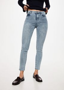 Elsa medium-waist skinny jeans offers at S$ 19.9 in Mango