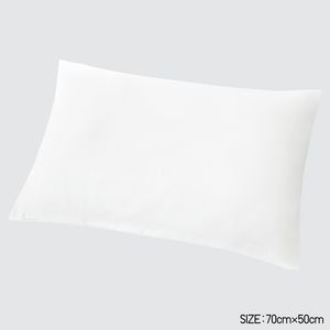 AIRism Pillow Case L offers at S$ 9.9 in Uniqlo