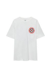 Red Hot Chili Peppers T-shirt offers at S$ 45.9 in Pull & Bear