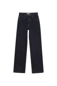 Straight-leg high waist jeans offers at S$ 41.9 in Pull & Bear