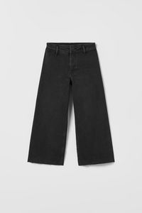 SOFT HANDFEEL MARINE JEANS offers at S$ 49.9 in ZARA