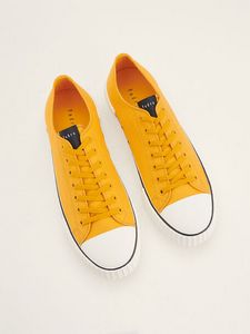 Casual Canvas Sneakers offers at S$ 41.9 in Pedro