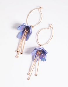 Rose Gold Flower Drop Earrings offers at S$ 9 in Lovisa