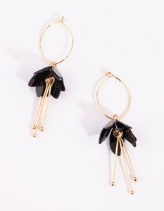 Gold Flower Drop Earrings offers at S$ 9 in Lovisa
