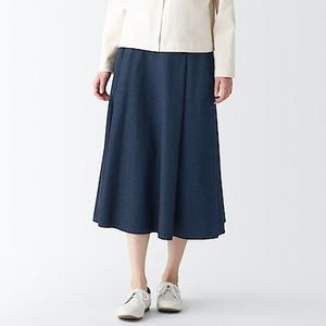 Stretch light oz denim Tucked skirt offers at S$ 59 in MUJI