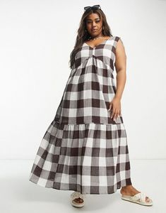 ASOS DESIGN Curve crinkle trapeze maxi sundress in chocolate gingham offers at S$ 32 in asos